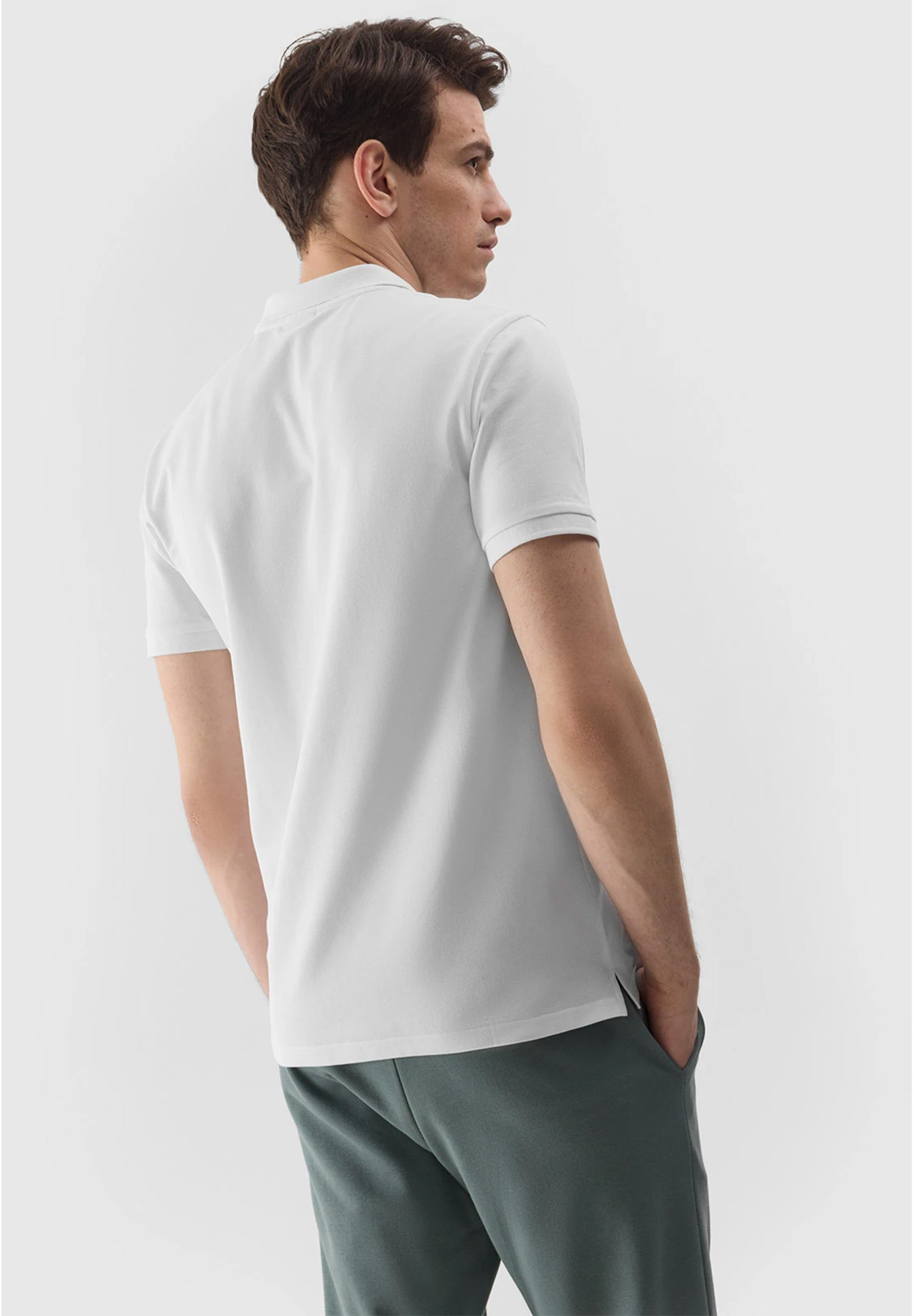 Koszulka Polo Biała 4F Sportowy T-shirt z kołnierzykiem Regular TPTSM130