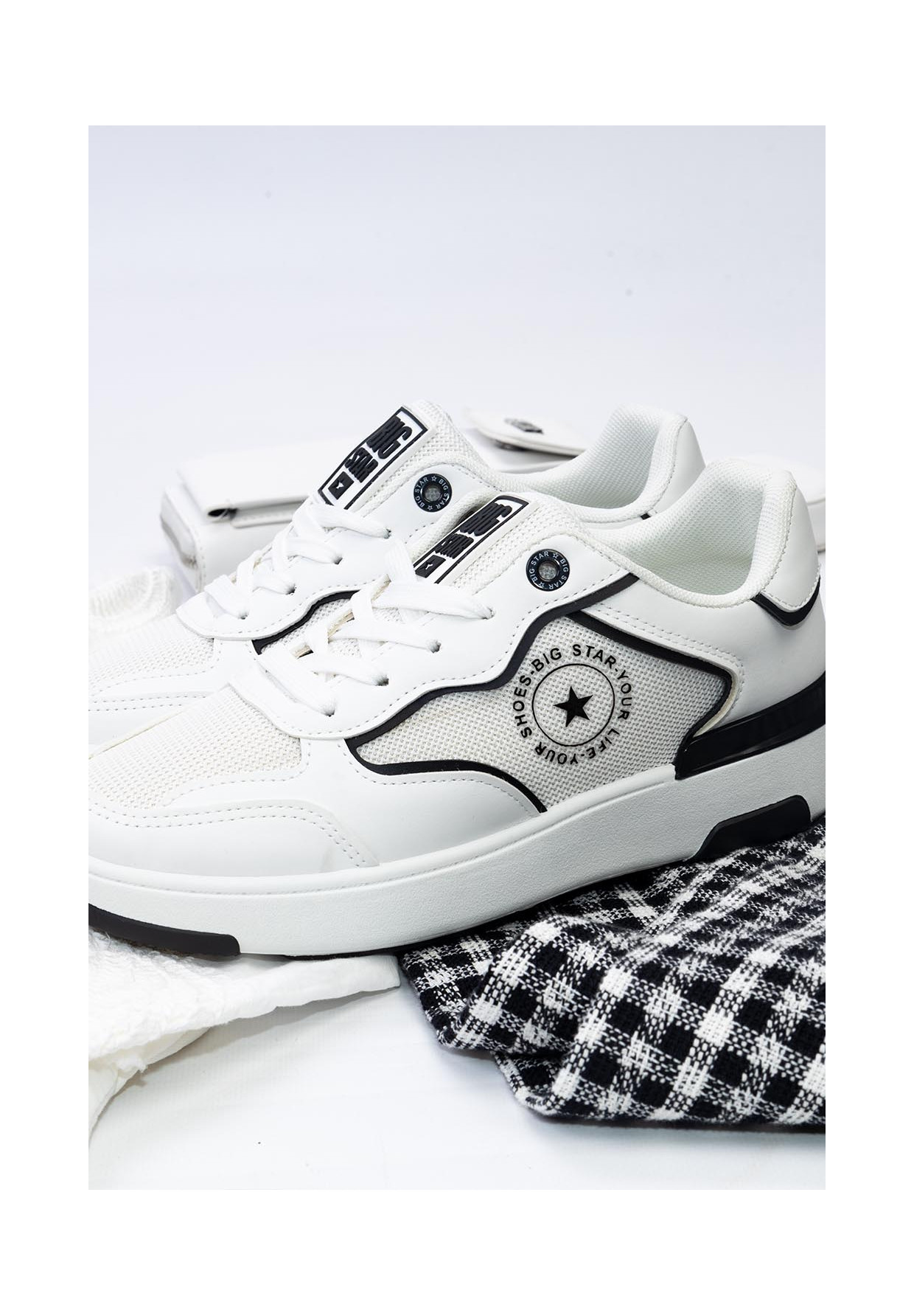Sneakersy Damskie BIG STAR Białe z siatką LL274440