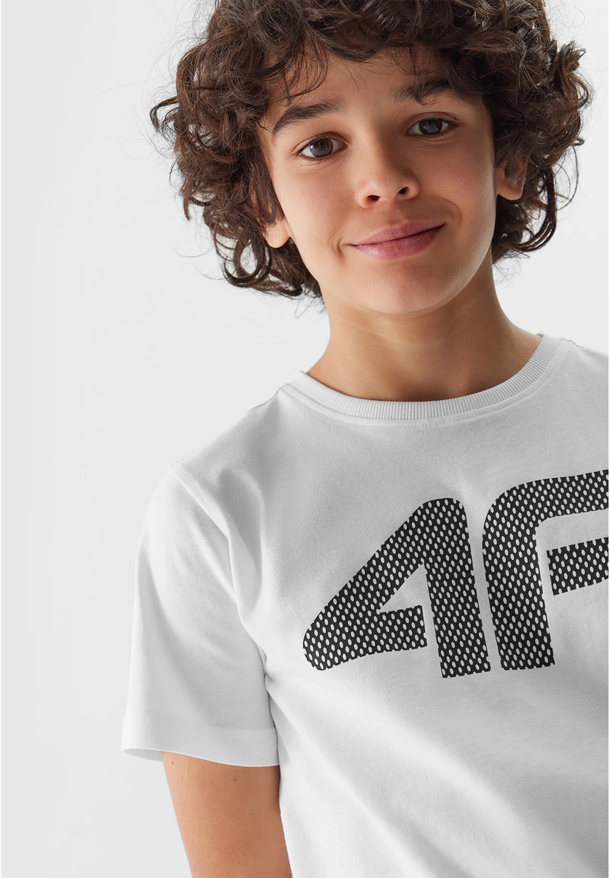 Koszulka Chłopięca 4F T-shirt z logiem Biały 4FJWSS24TTSHM1115