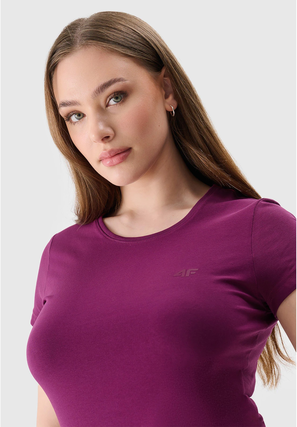 Koszulka Damska 4F Sportowy T-shirt Fioletowy Slim Fit 4FWSS24TTSHF1161