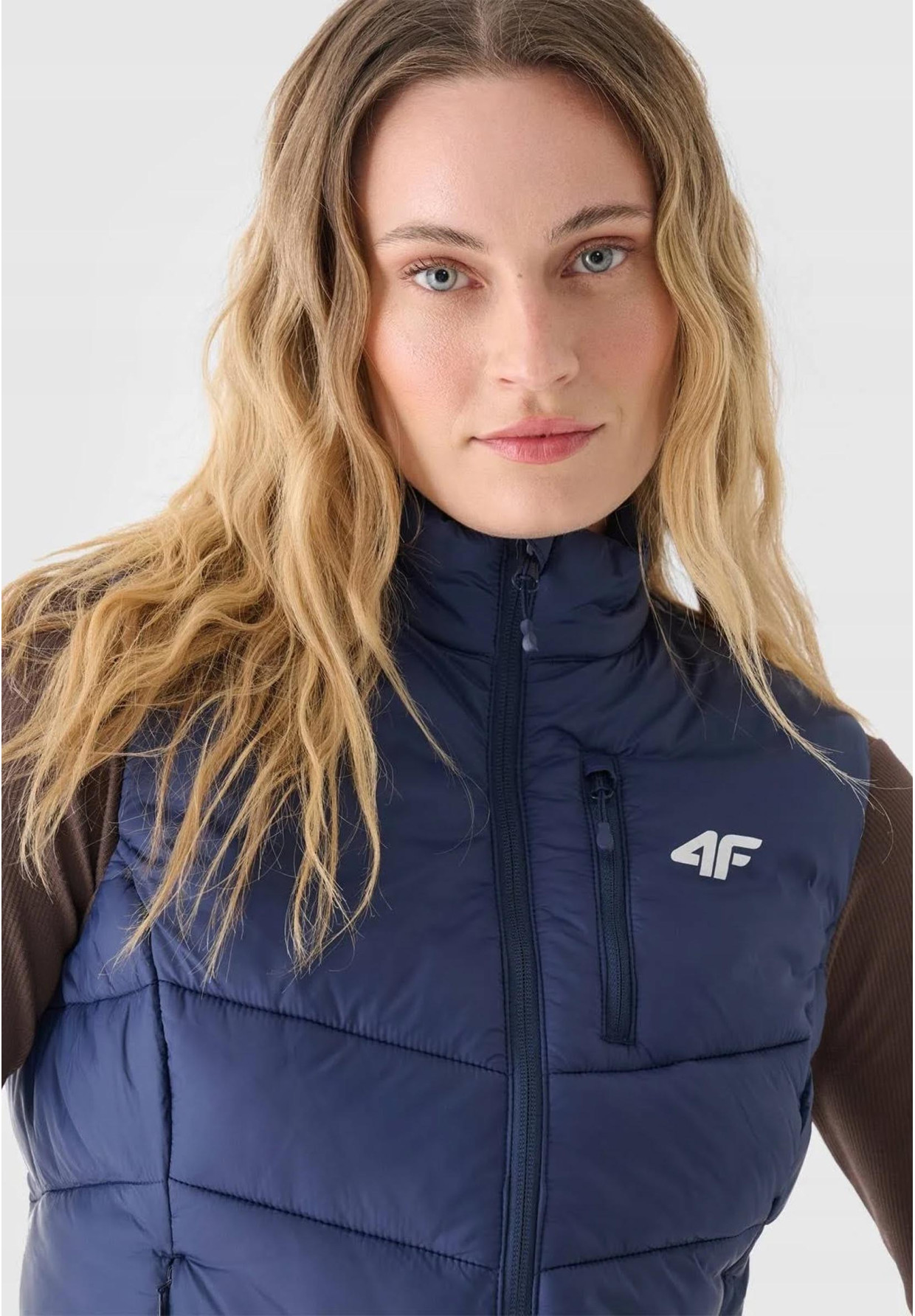 Kurtka Damska 4F Sportowa Kamizelka Granatowa 4FSSS24TDJAF491