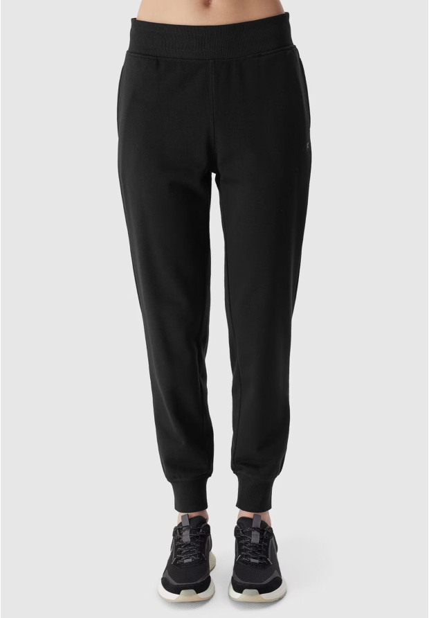 Spodnie Damskie Dresowe 4F Joggery Czarne 4FWSS24TTROF606