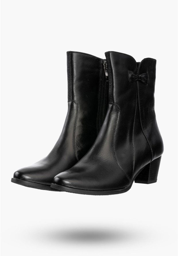 Buty Damskie Botki Czarne Skórzane na obcasie z ociepleniem Na Zimę K-232