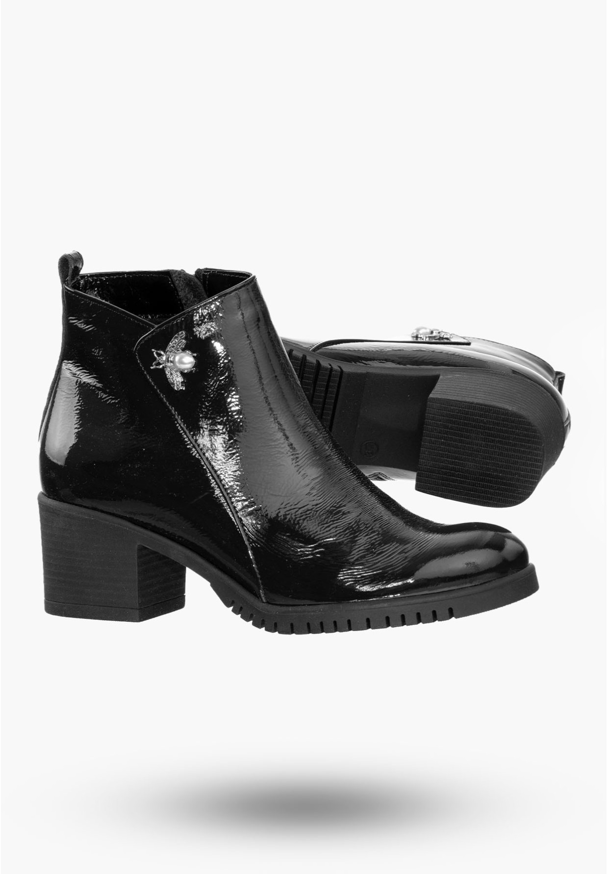 Buty Damskie Botki Ze Skóry Czarne z Ozdobną Aplikacją Na Zimę B-344/2