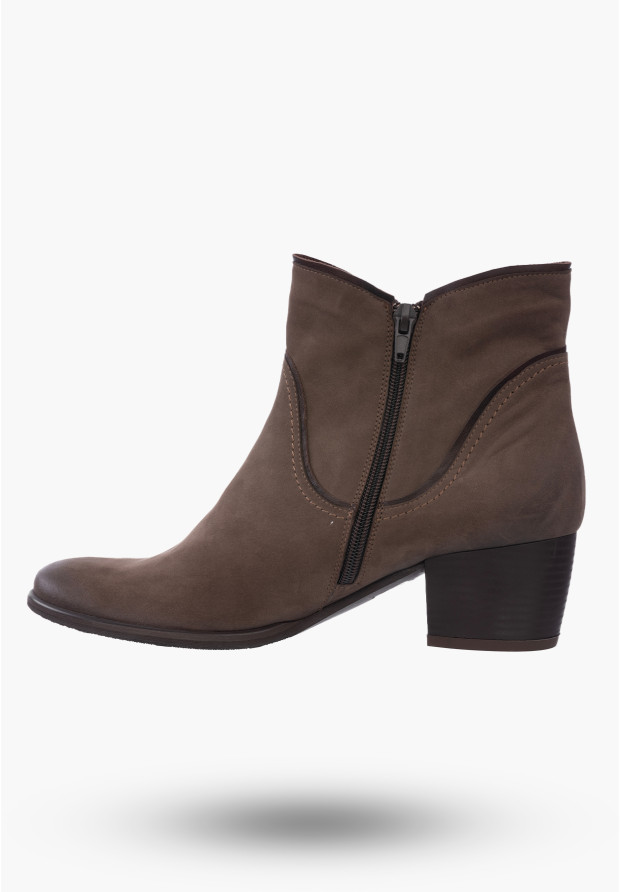 Buty Damskie Botki Brązowe Ze Skóry Naturalnej Na Zimę eSKa 804