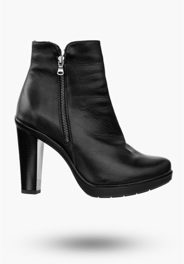 Buty Damskie Botki Skórzane Czarne Ocieplane Na Słupku Na Zimę Szewczyk 437