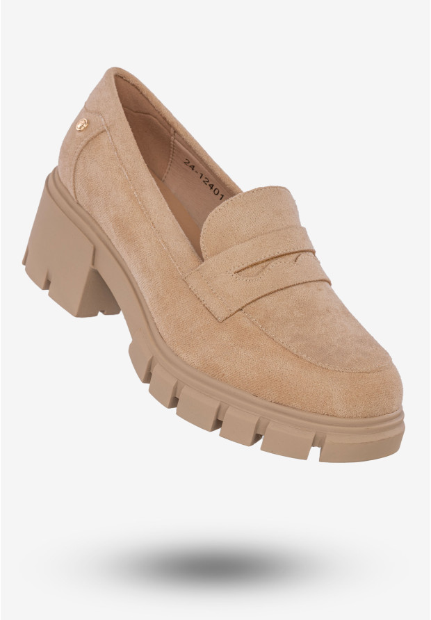 Stylowe buty damskie z tkaniny i skórzaną wkładką.