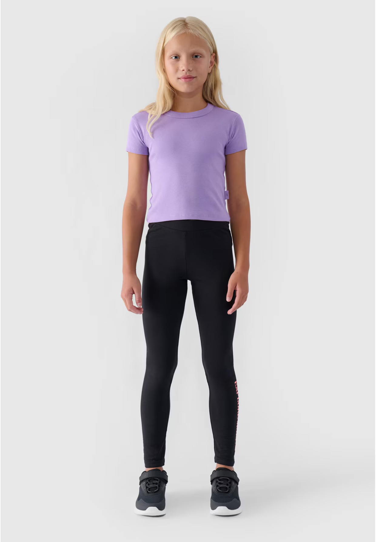 Legginsy Dziewczęce Spodnie 4F Dzianinowe Czarne 4FJWAW24TTIGF172
