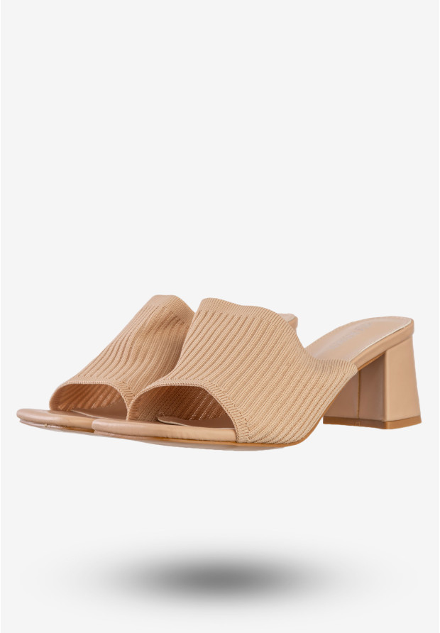 Klapki Damskie Na Klocku Buty Eleganckie Yes Bonbon Beżowe TH-64