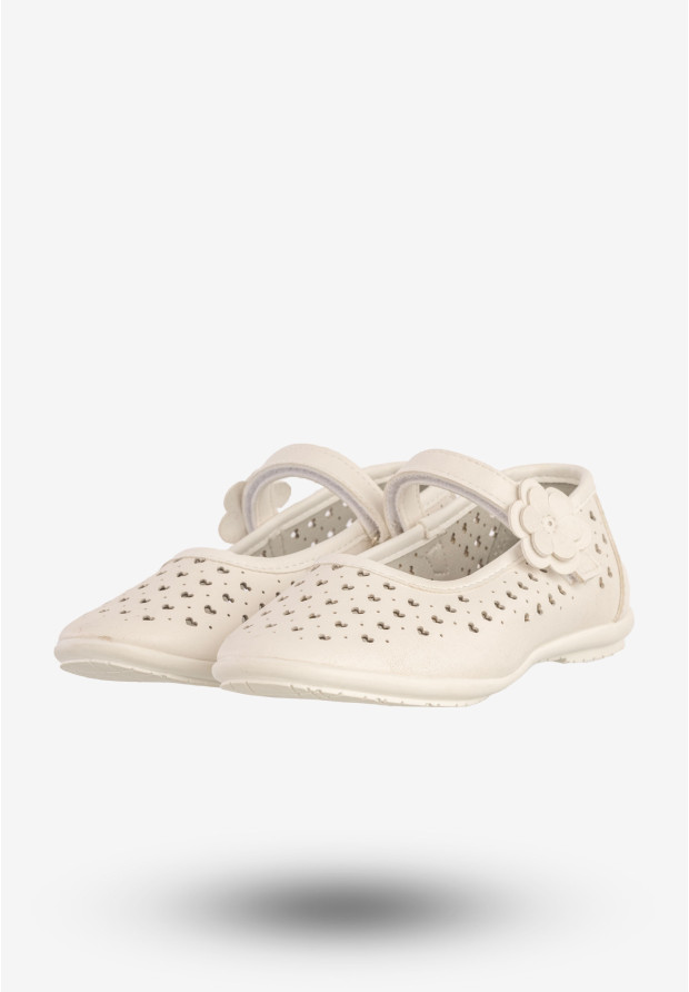 Baleriny Dziecięce Ekoskóra Eleganckie Buty W Serduszka Białe Apawwa A03