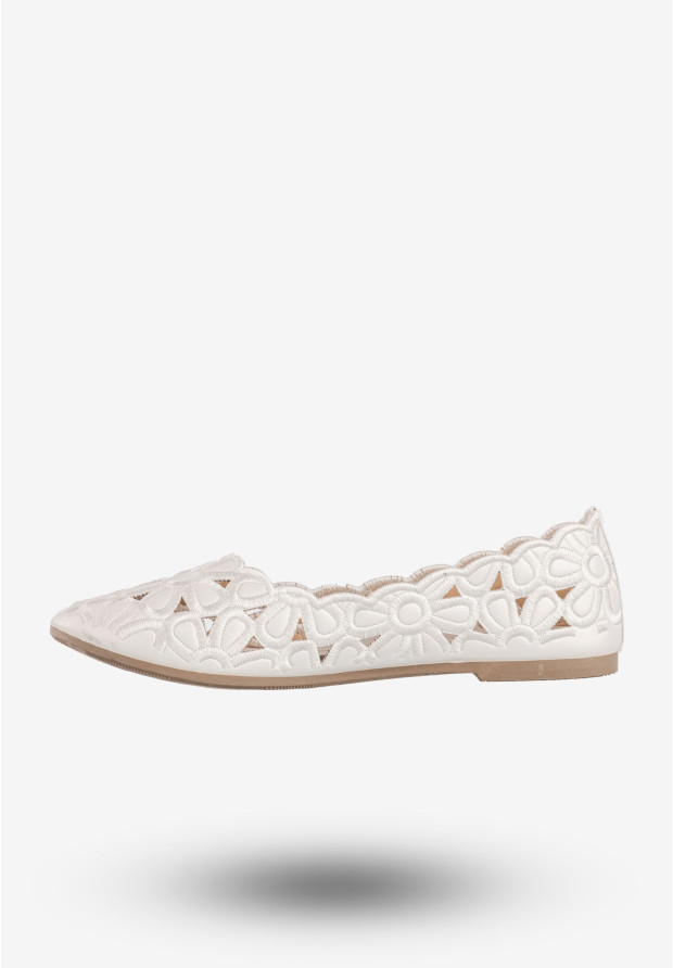 Baleriny Dziewczęce Ekoskóra Buty Wsuwane Eleganckie Białe Potocki 23-23012WH3