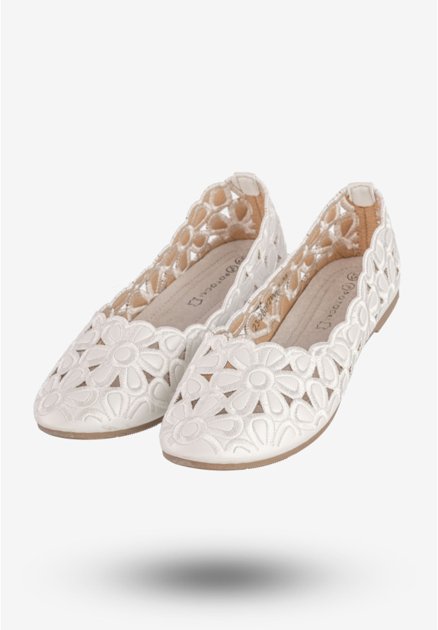 Baleriny Dziewczęce Ekoskóra Buty Wsuwane Eleganckie Białe Potocki 23-23012WH3