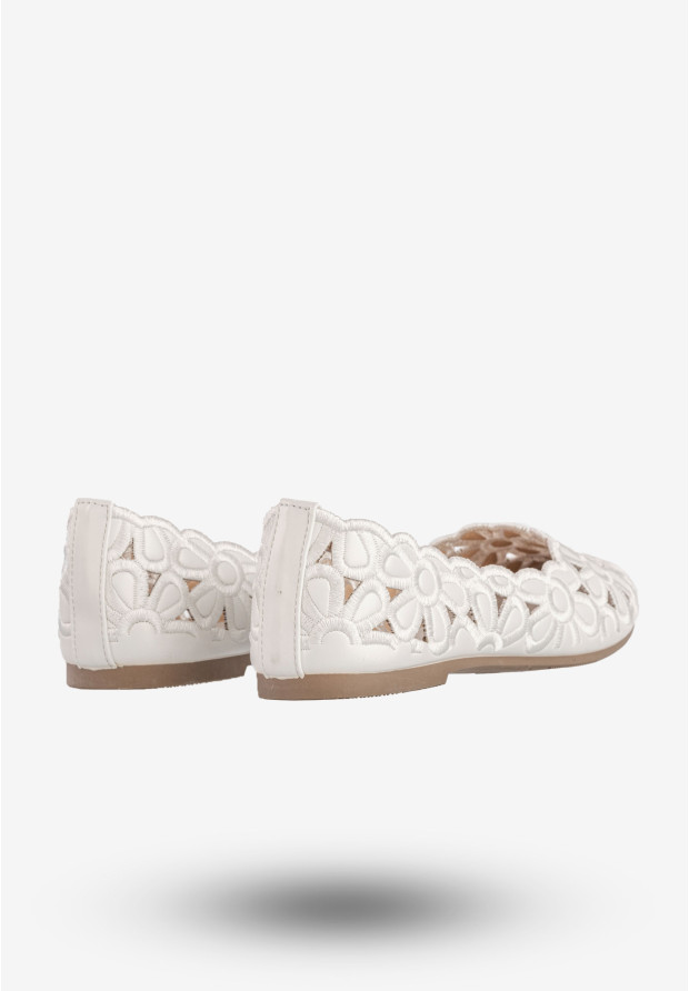 Baleriny Dziewczęce Ekoskóra Buty Wsuwane Eleganckie Białe Potocki 23-23012WH3