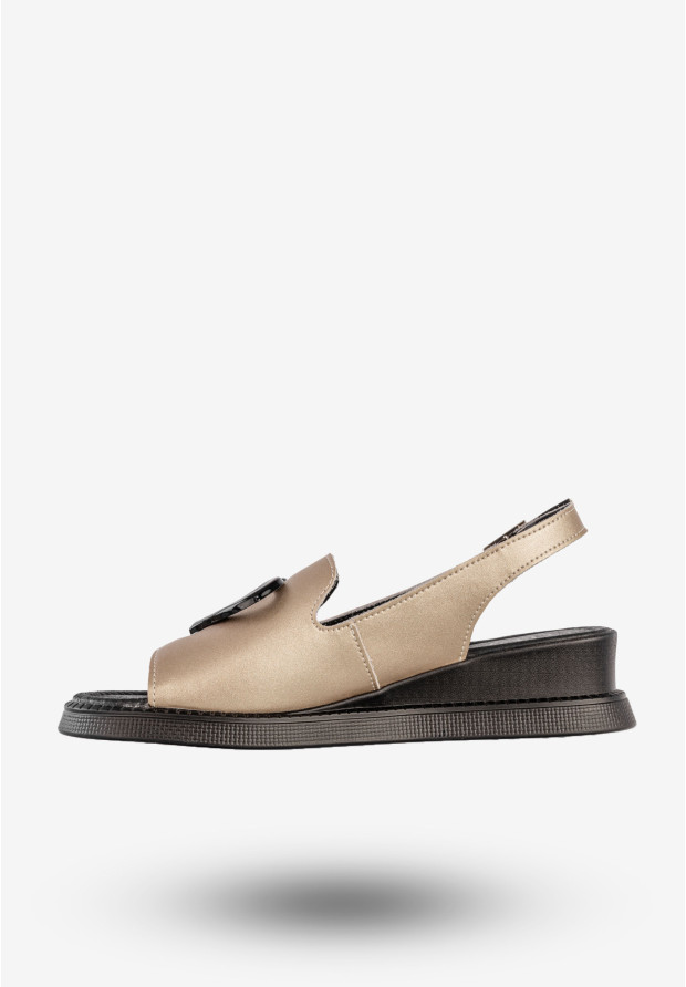 Sandały Damskie Skórzane Buty Na Koturnie Złote Filippo DS6069/24GO