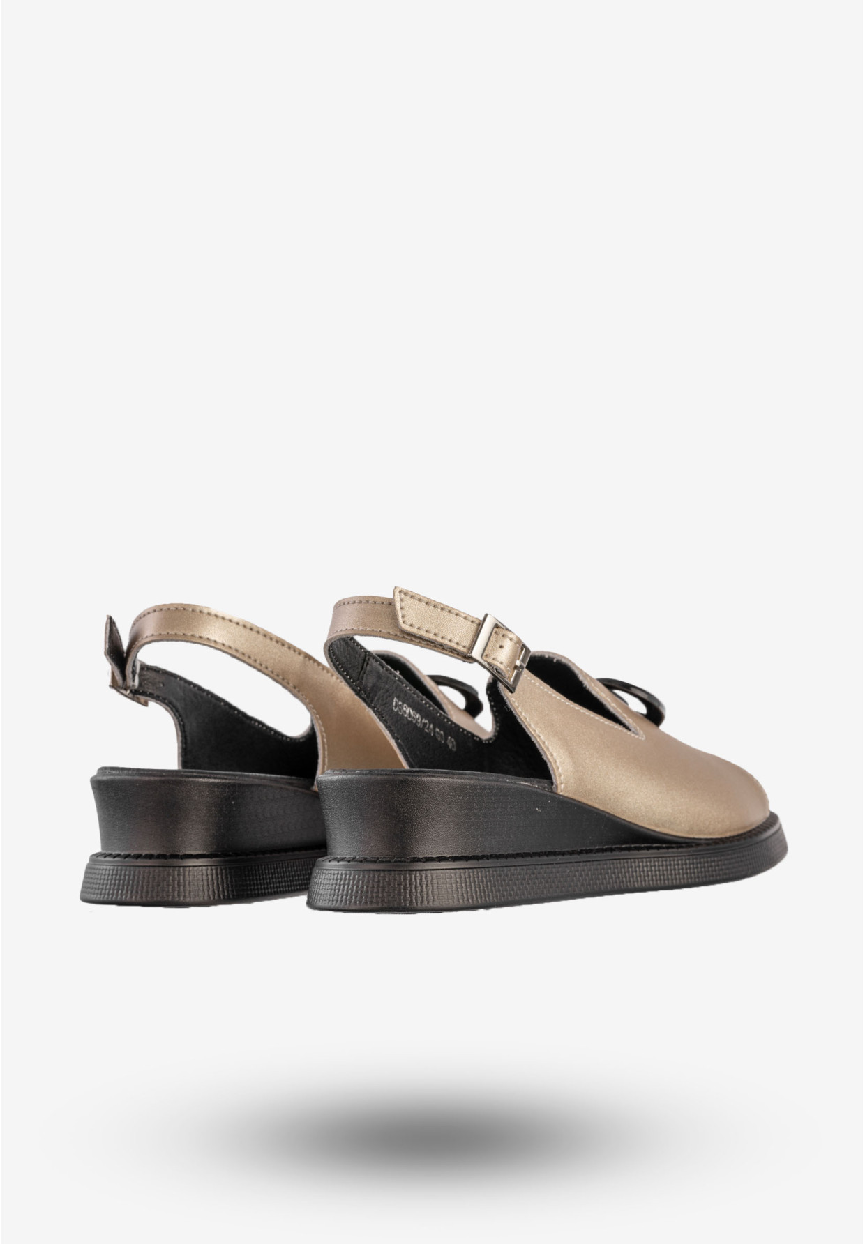 Sandały Damskie Skórzane Buty Na Koturnie Złote Filippo DS6069/24GO
