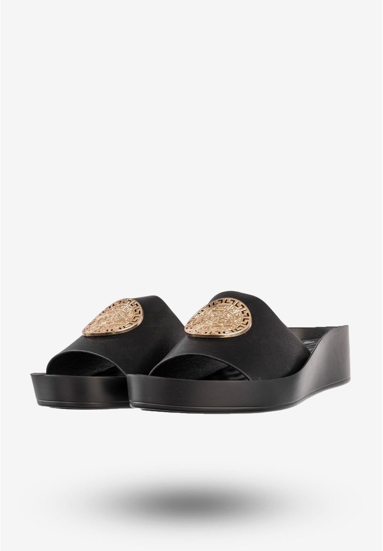 Klapki Damskie Ekoskóra Buty Eleganckie Na Platformie Czarne Potocki 25-43326BK