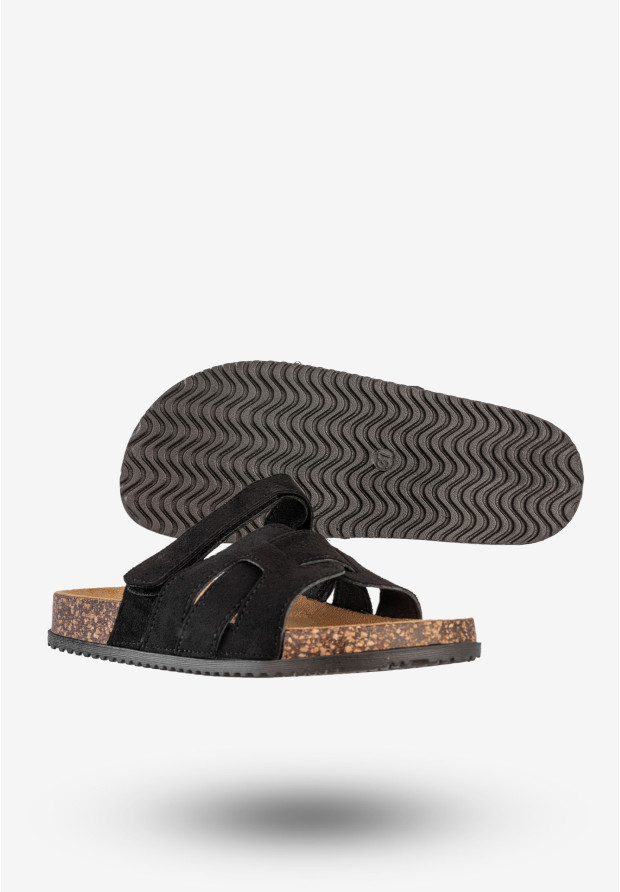 Klapki Damskie Buty Eleganckie Płaski Obcas Wygodne Czarne Potocki 25-17305BK