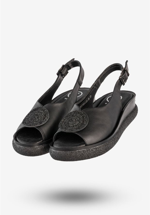Sandały Damskie Skórzane Buty Na Niskiej Koturnie Czarne Filippo DS6984/25BK