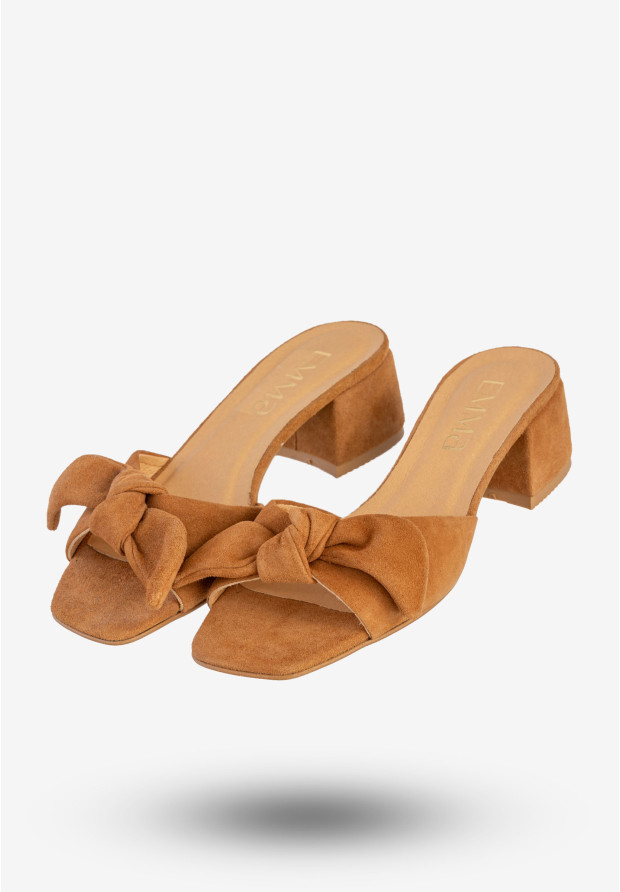 Klapki Damskie Skórzane Z Kokardą Buty Na Klocku Camel EMMA 8391