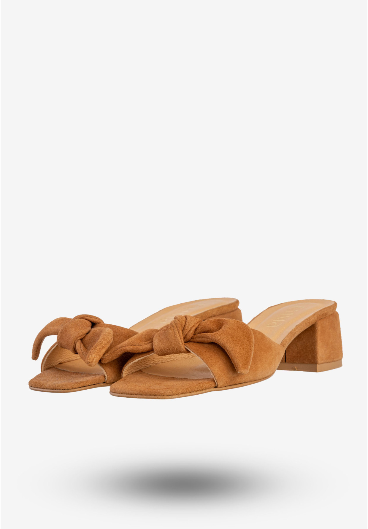 Klapki Damskie Skórzane Z Kokardą Buty Na Klocku Camel EMMA 8391