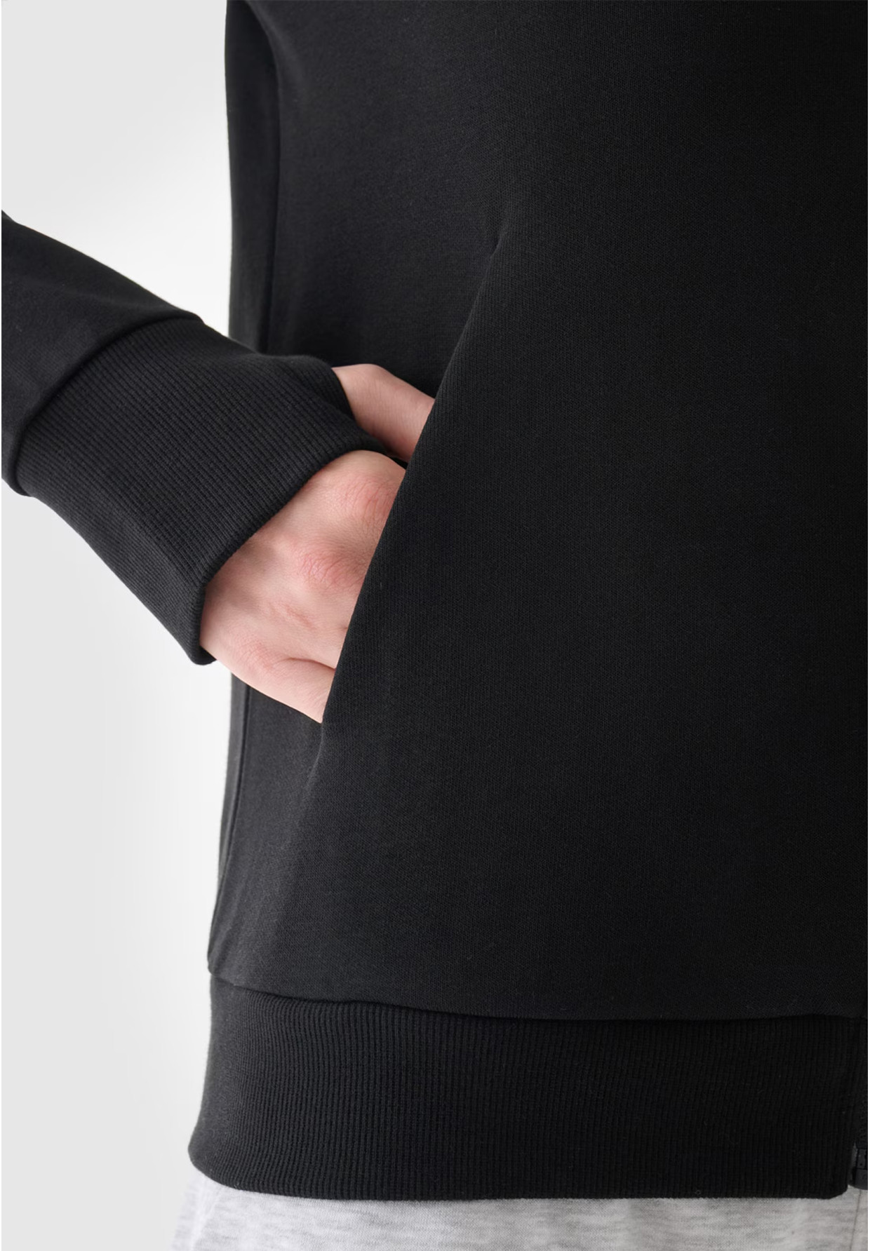 Bluza Dresowa Damska 4F Rozpinana Z Kapturem Czarna 4FSSS23TSWSF1346