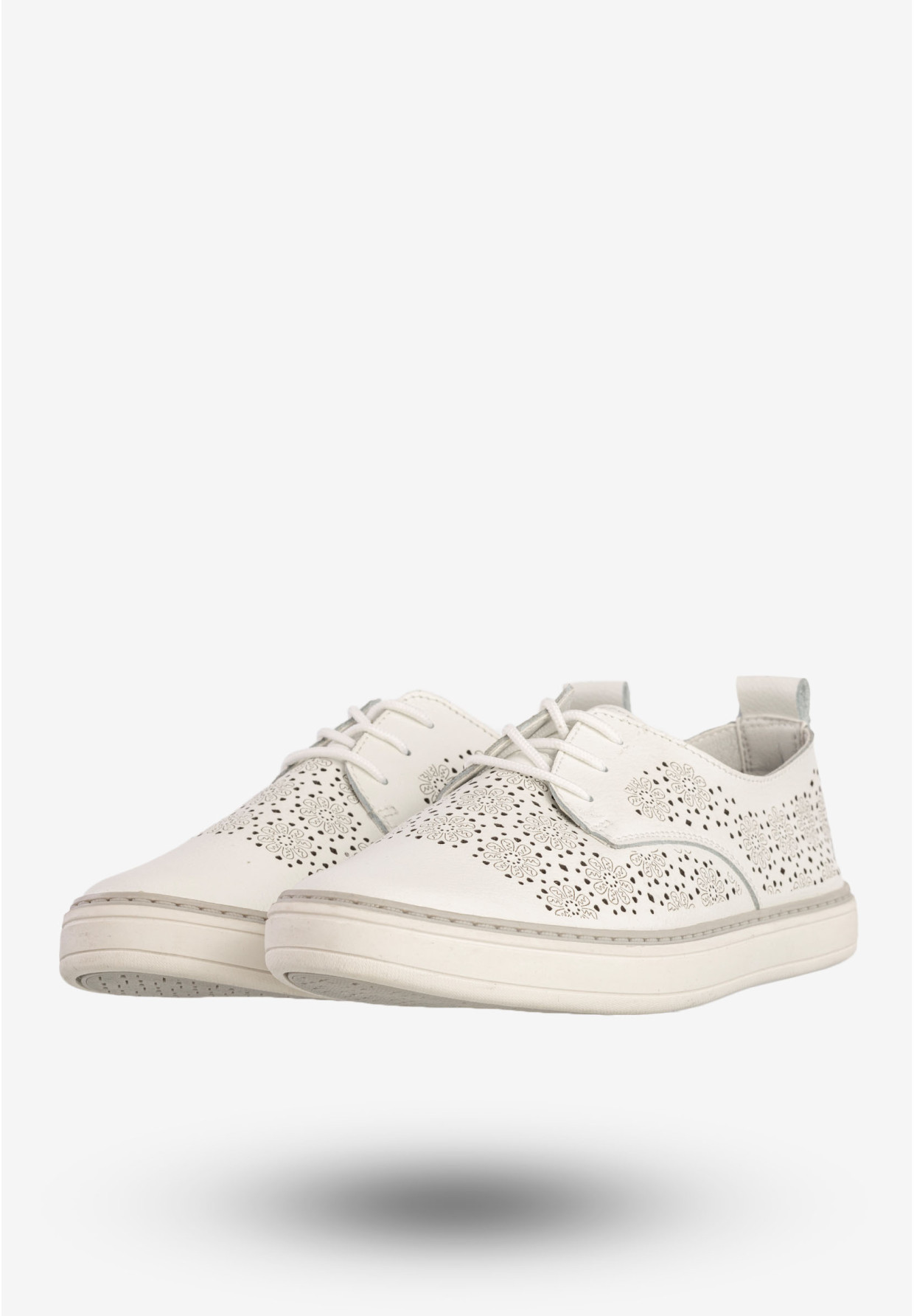 Półbuty Damskie Skórzane Buty Casual Ażurowe Białe Goodin GO-FT-12