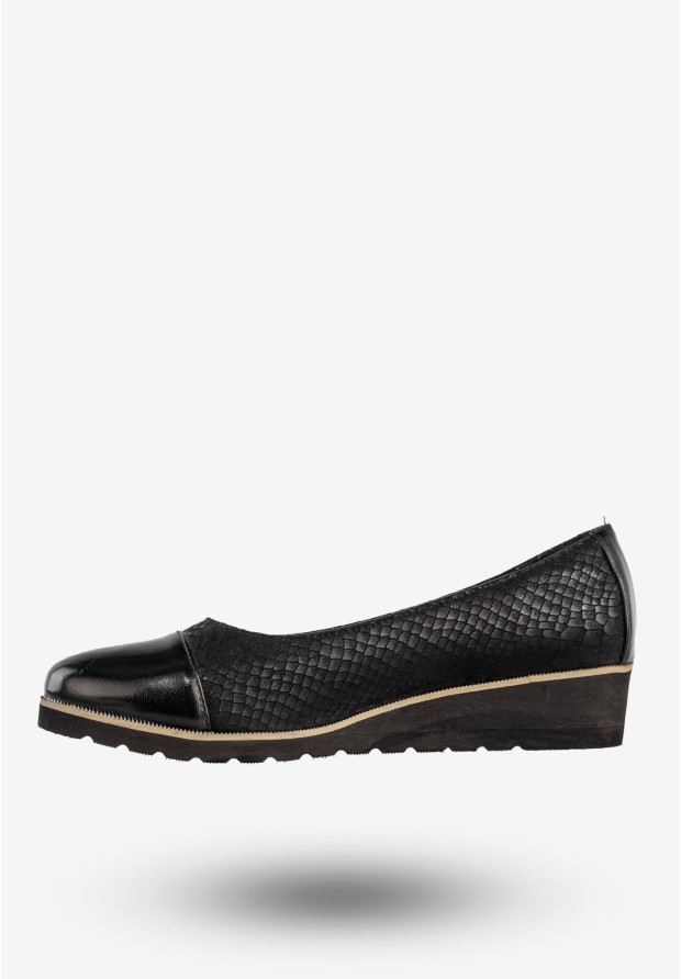 Półbuty Damskie Buty Na Koturnie Eleganckie Czarne Goodin GD-64508