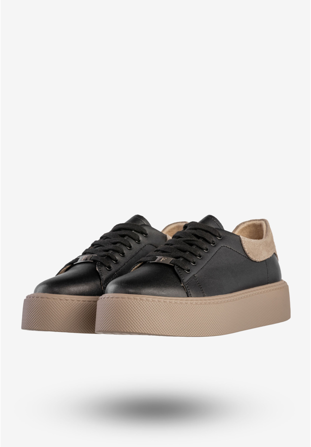 Sneakersy Damskie Skórzane Buty Na Platformie Półbuty Czarne Filippo DP6119/25BK BE