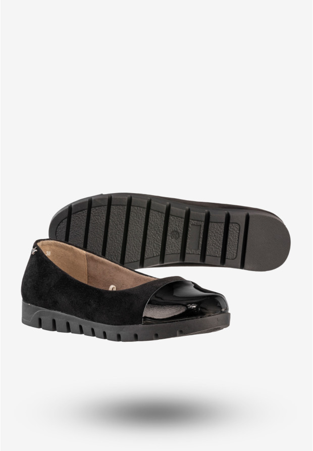 Półbuty Damskie Buty Eleganckie Wsuwane Czarne Aloeloe BB244028