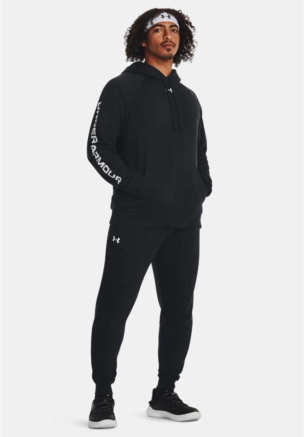 Czarny komplet dresowy męski Under Armour z logo na bluzie i spodniach