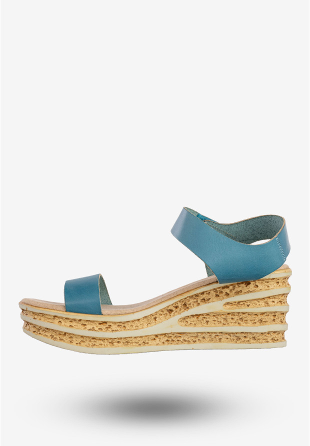 Sandały Damskie BIG STAR Skórzane Buty Na Koturnie Niebieskie DD274A064