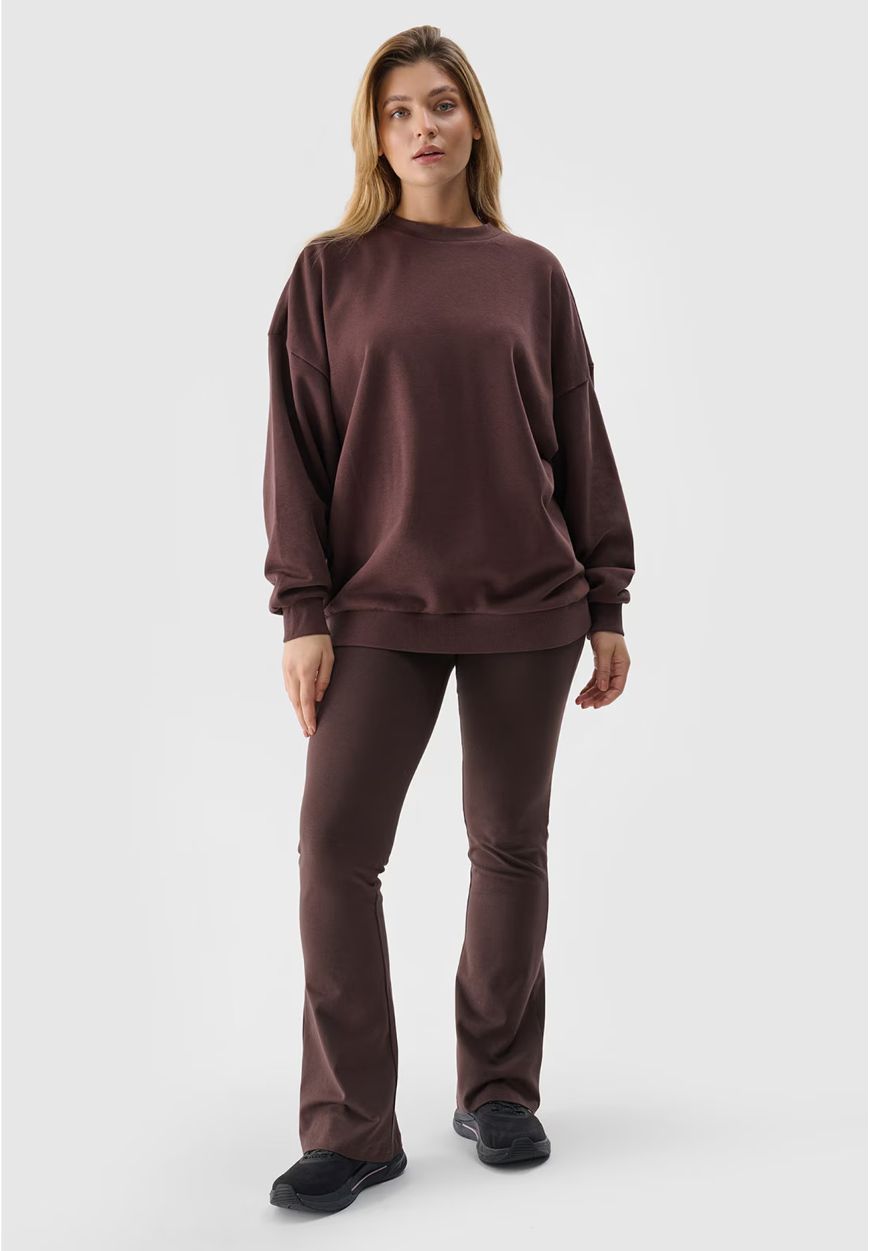 Legginsy Damskie 4F Sportowe Spodnie Z Rozszerzanymi Nogawkami Brązowe 4FWSS24TTIGF149