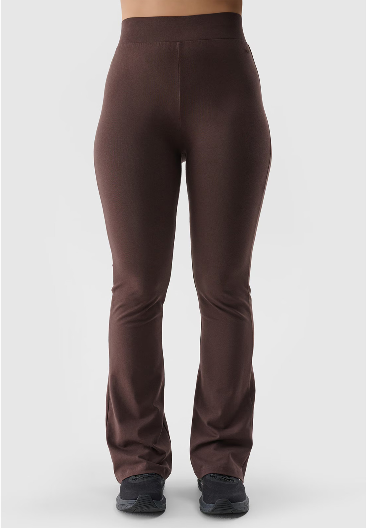 Legginsy Damskie 4F Sportowe Spodnie Z Rozszerzanymi Nogawkami Brązowe 4FWSS24TTIGF149