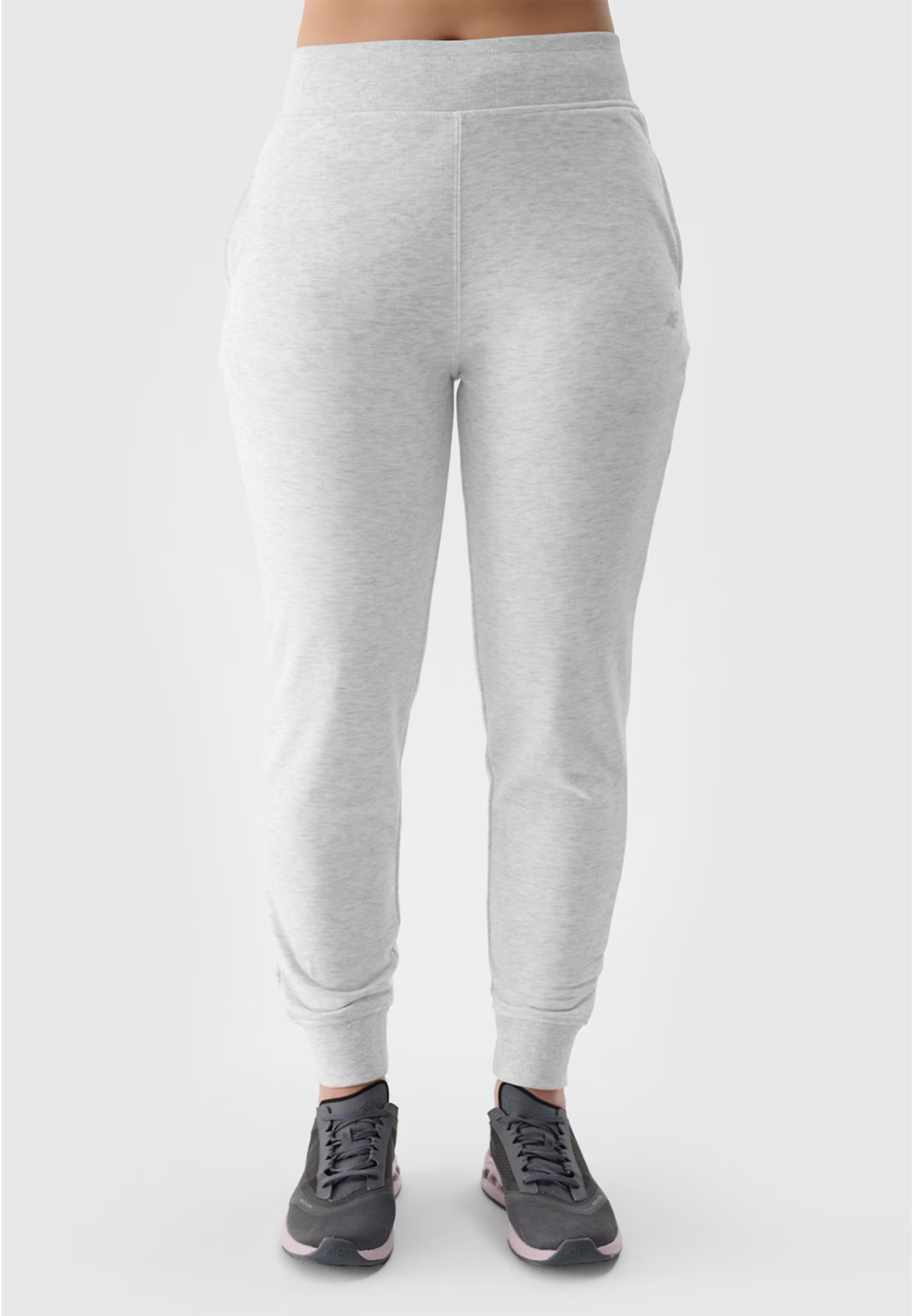 Spodnie Dresowe 4F Damskie Dresy Joggery Szare 4FWSS24TTROF606