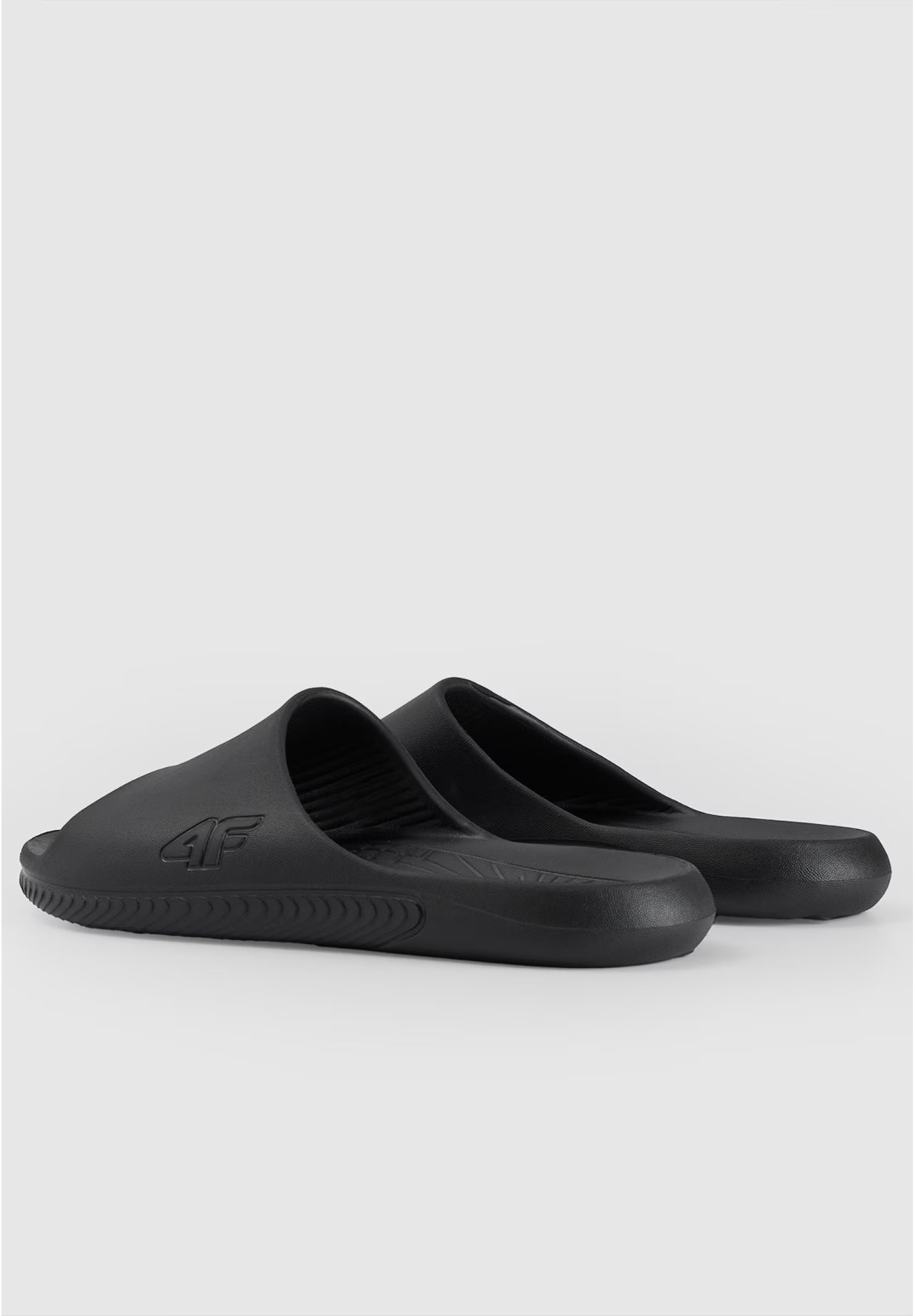 Klapki Dziecięce 4F Buty Casual Basenowe Lekkie Czarne 4FJRMM00FFLIU128A