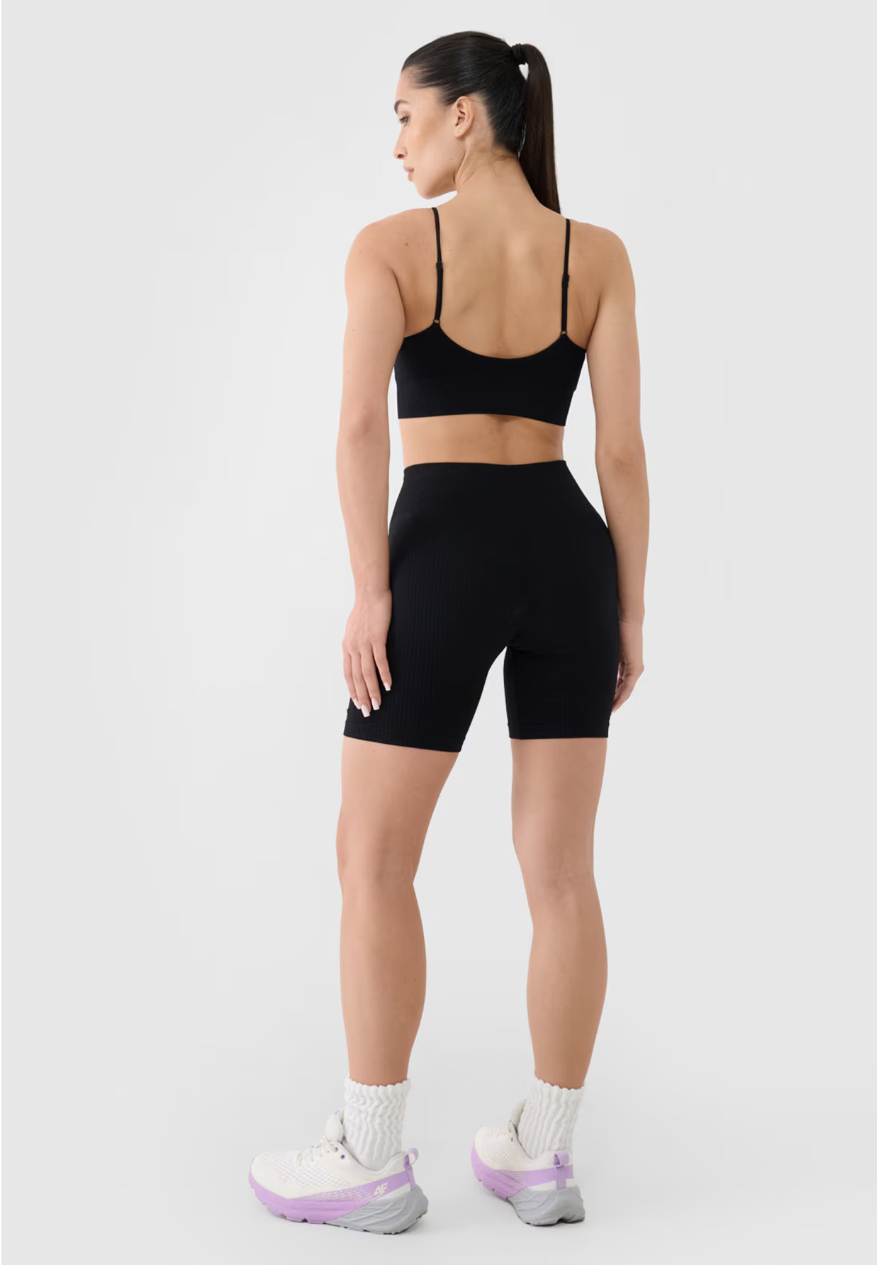 Kolarki Damskie 4F Sportowe Legginsy Spodenki Krótkie Treningowe Czarne 4FWSS25TFSTF014