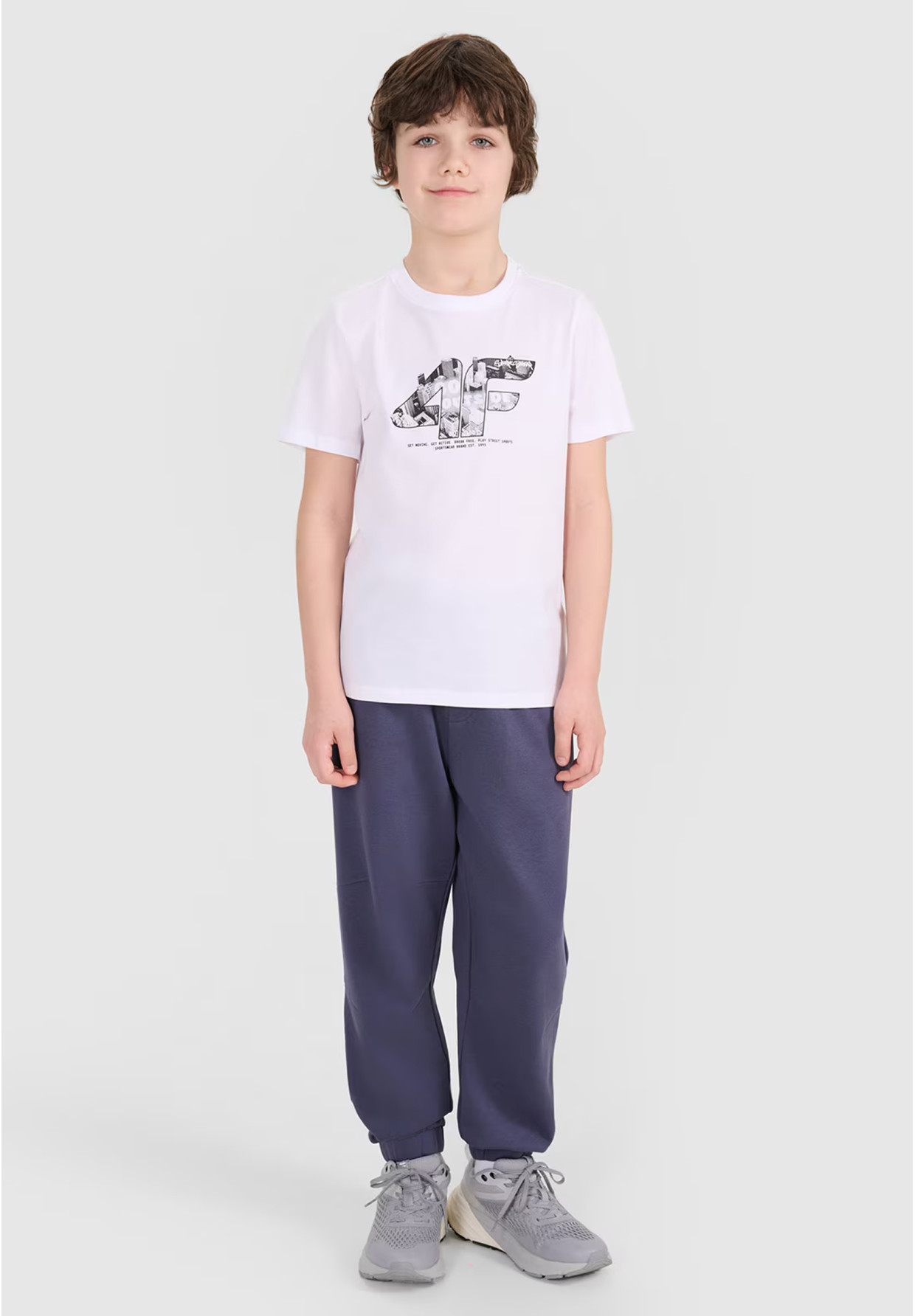Koszulka Chłopięca 4F T-shirt Z Nadrukiem Biały 4FJRSS24TTSHM2210