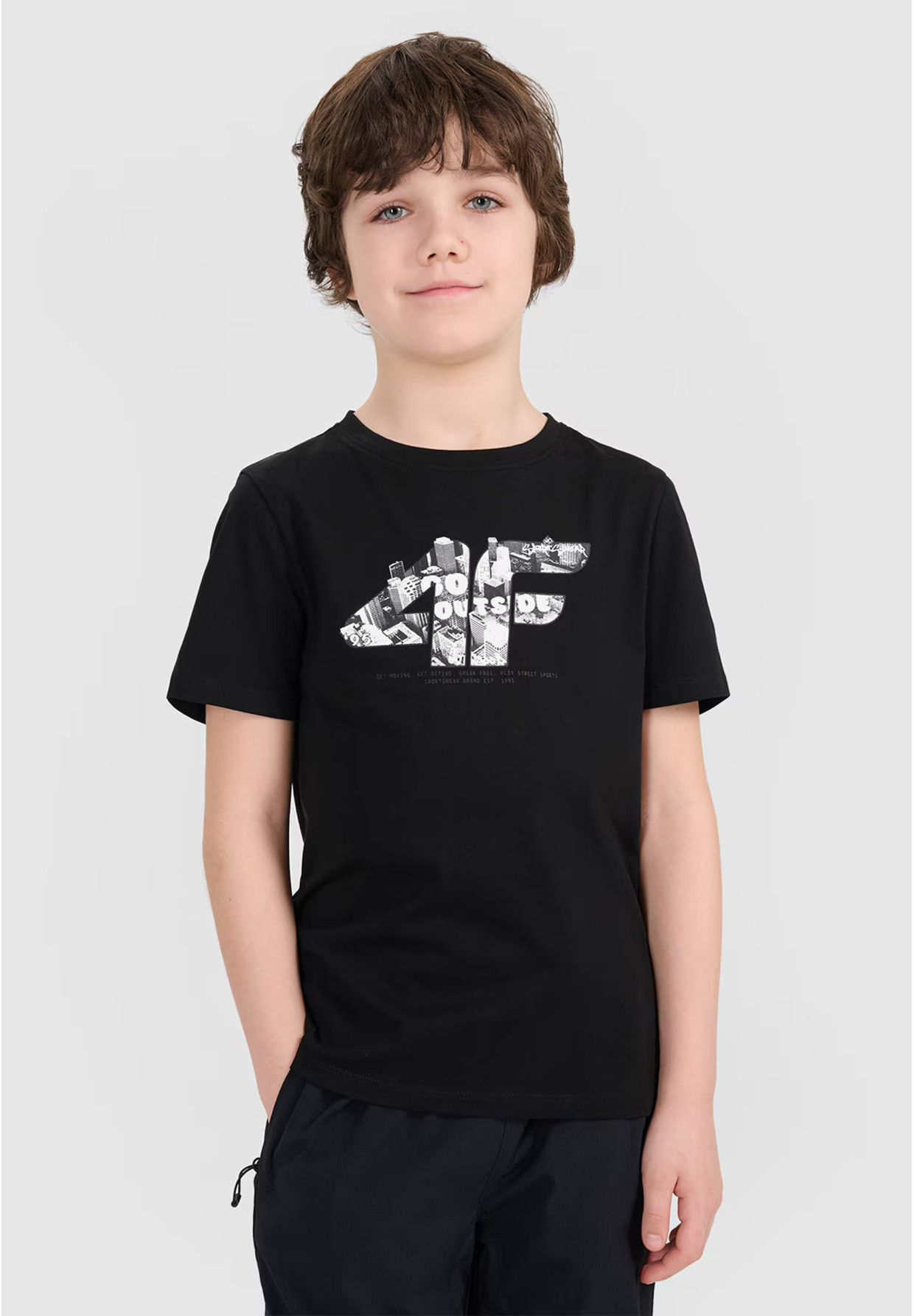 Koszulka Chłopięca 4F T-shirt Z Nadrukiem Czarny 4FJRSS24TTSHM2210
