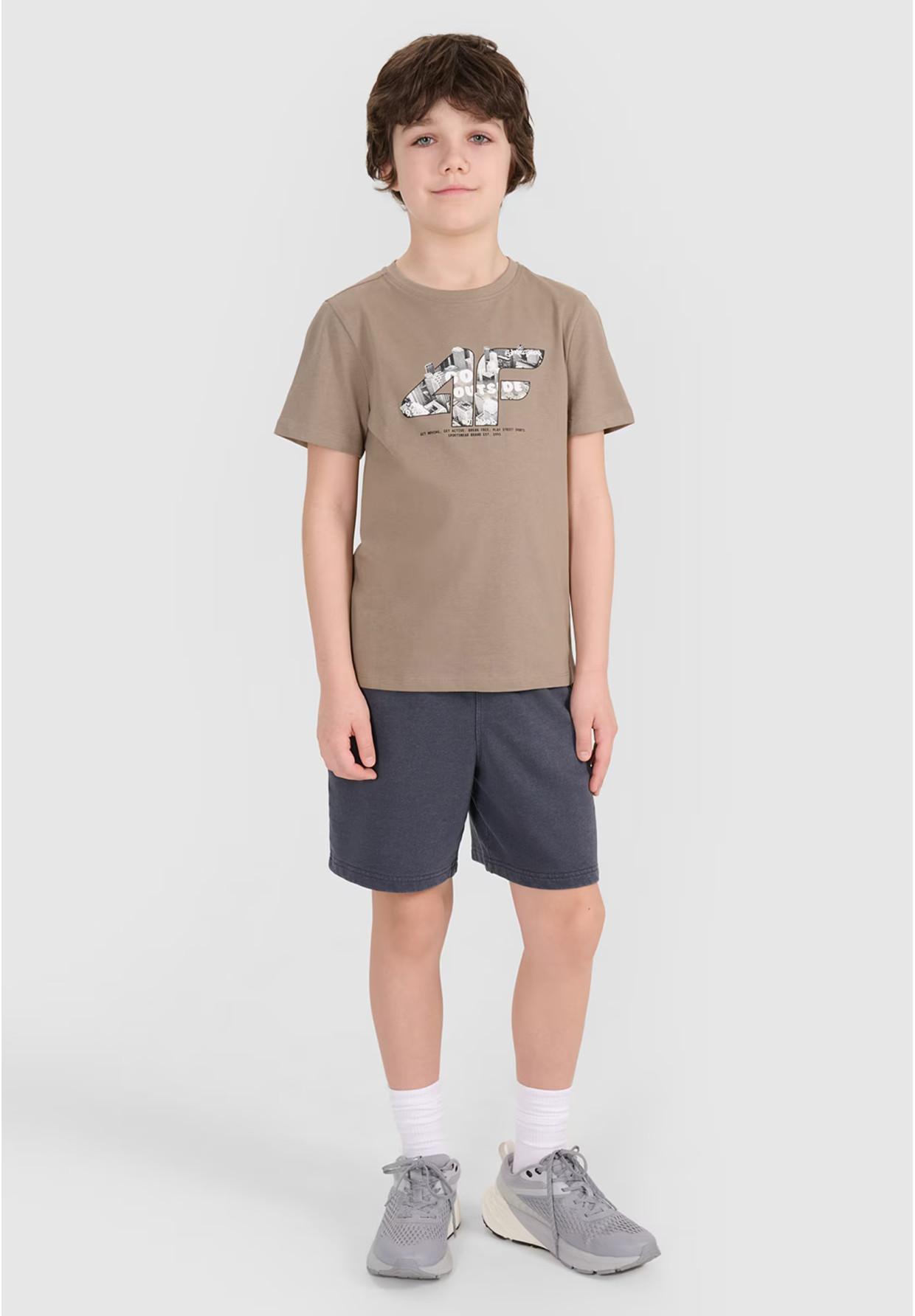 Koszulka Chłopięca 4F T-shirt Z Nadrukiem Beżowa 4FJRSS24TTSHM2210