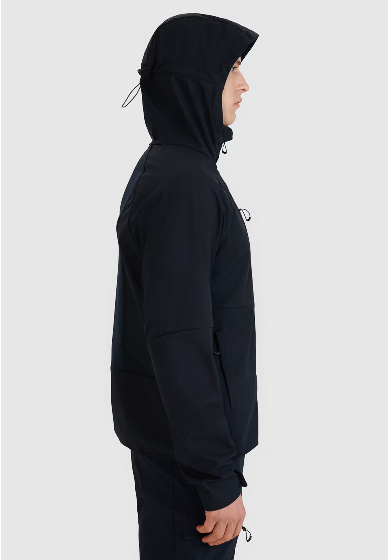 Kurtka Męska 4F Softshell Wiatroodporna Z Kapturem Czarna 4FWSS25TSOFM313