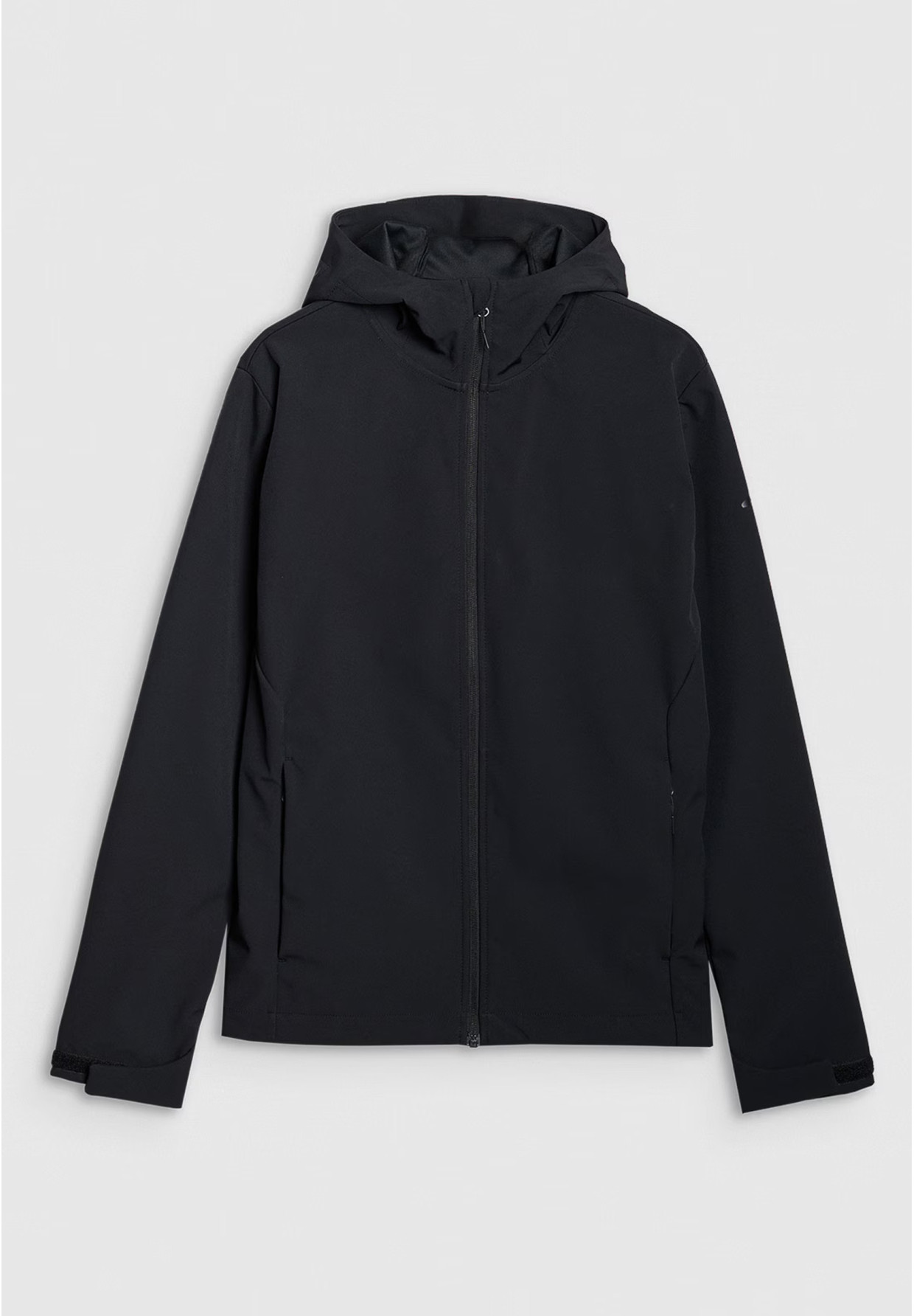 Kurtka Męska 4F Softshell Wiatroodporna Z Kapturem Czarna 4FWSS25TSOFM324