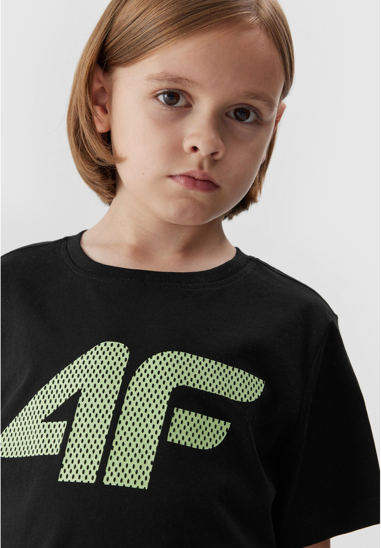 Koszulka Chłopięca 4F T-shirt Z Nadrukiem Czarna 4FJAW23TTSHM0794