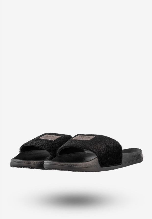 Klapki Damskie BIG STAR Buty Z Futerkiem Czarne SS274716