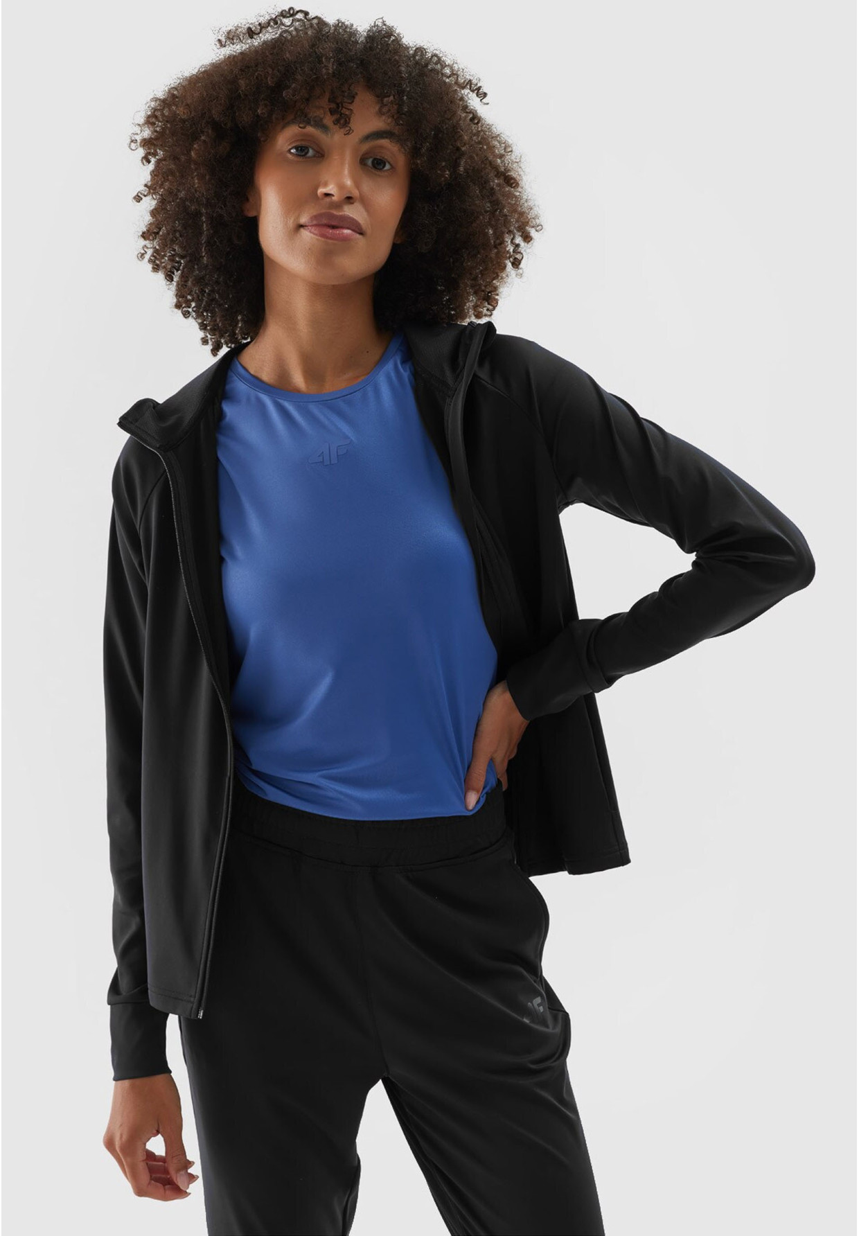 Bluza Damska 4F Treningowa Sportowa Rozpinana Czarna 4FWAW24TFSWF406