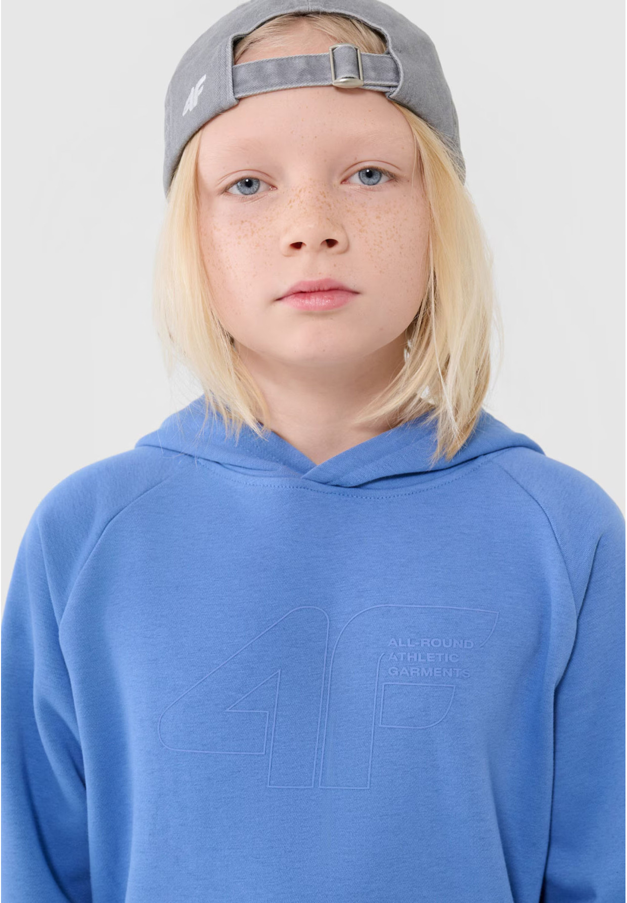 Bluza Chłopięca 4F Niebieska z Kapturem Oversize 4FJWSS25TSWSM1712