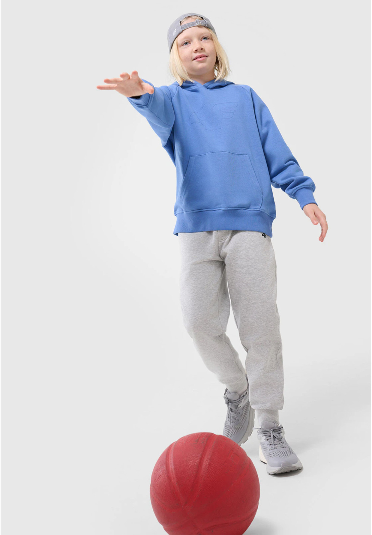 Bluza Chłopięca 4F Niebieska z Kapturem Oversize 4FJWSS25TSWSM1712