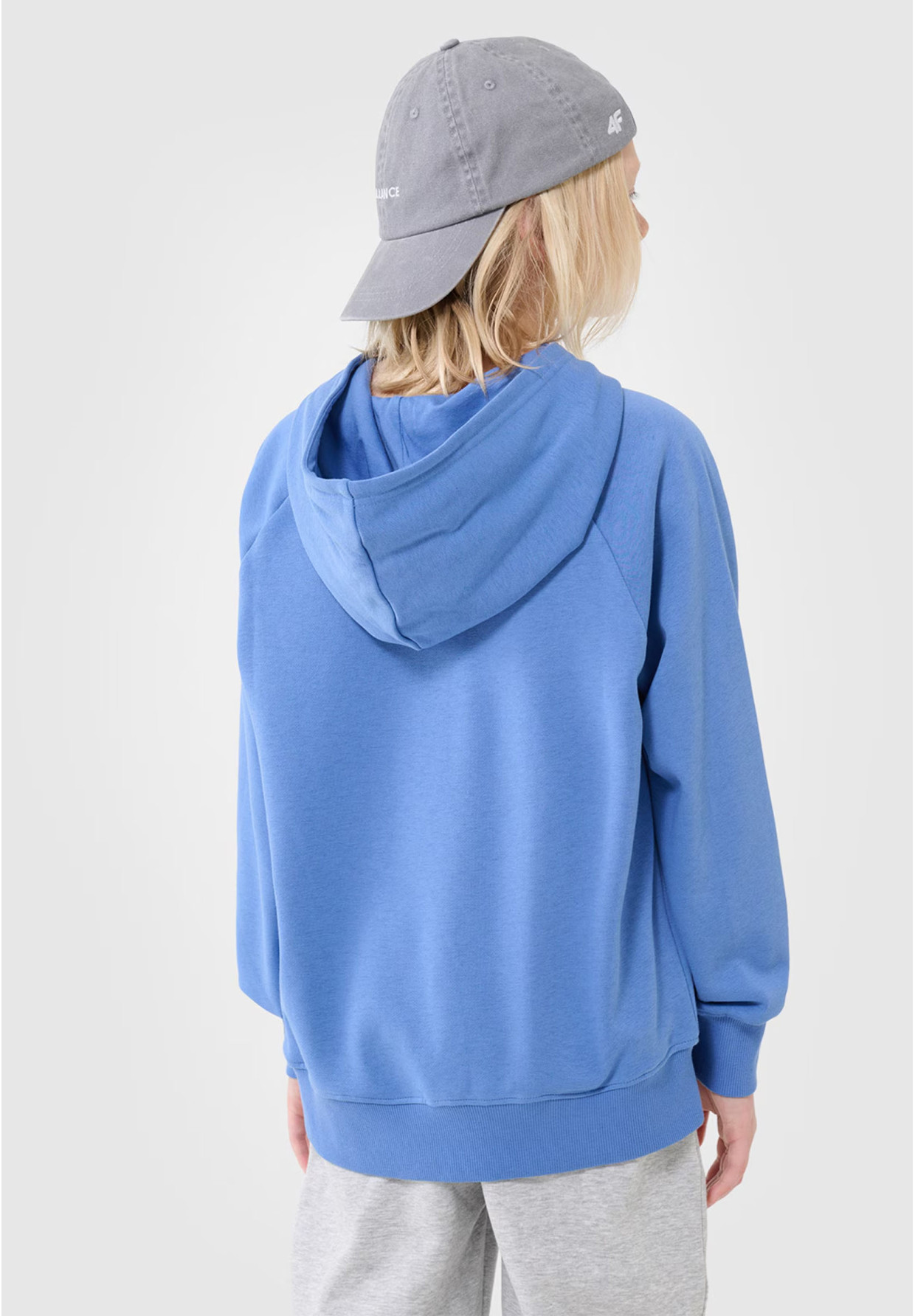 Bluza Chłopięca 4F Niebieska z Kapturem Oversize 4FJWSS25TSWSM1712