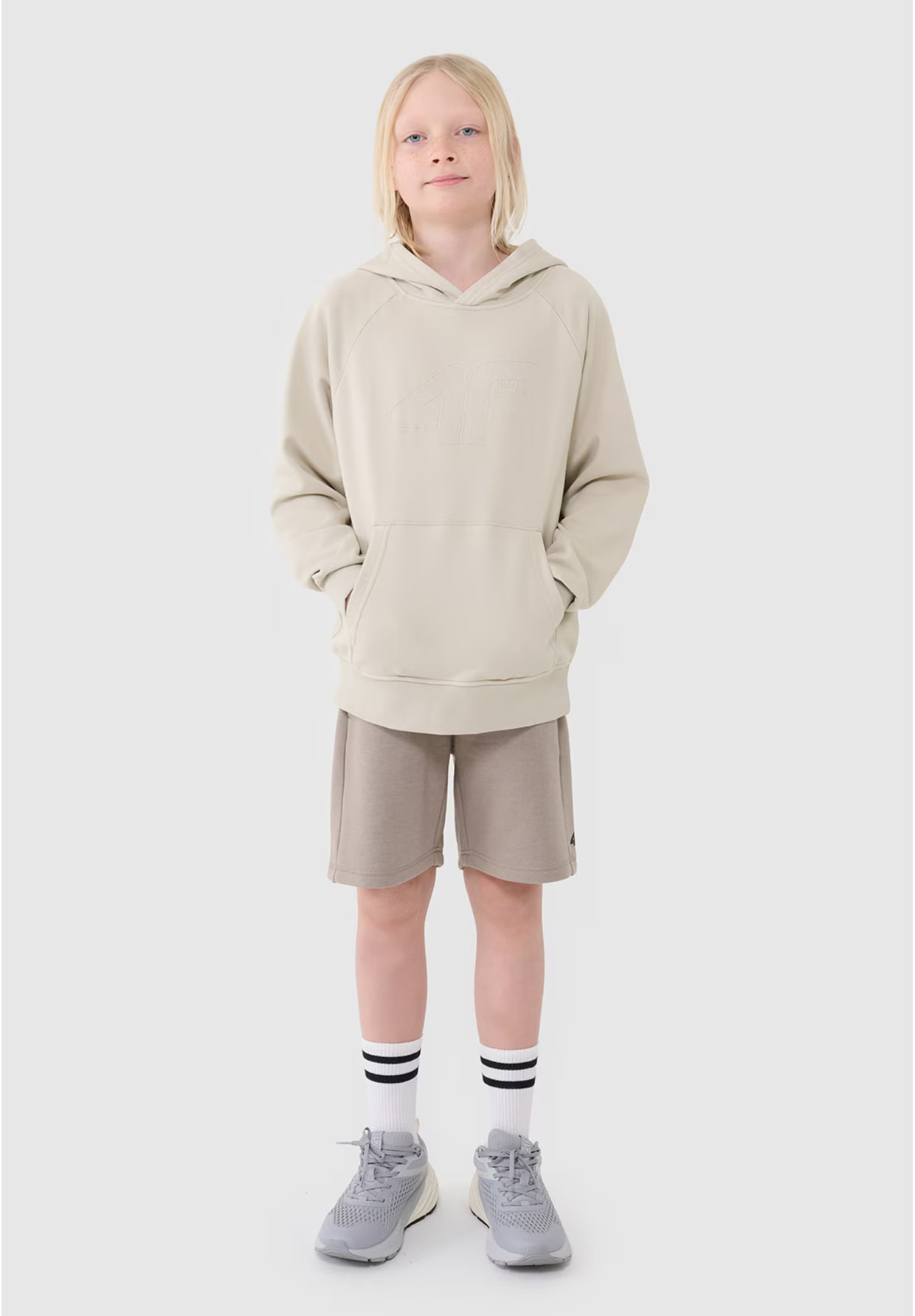 Bluza Chłopięca 4F Beżowa z Kapturem Oversize 4FJWSS25TSWSM1712