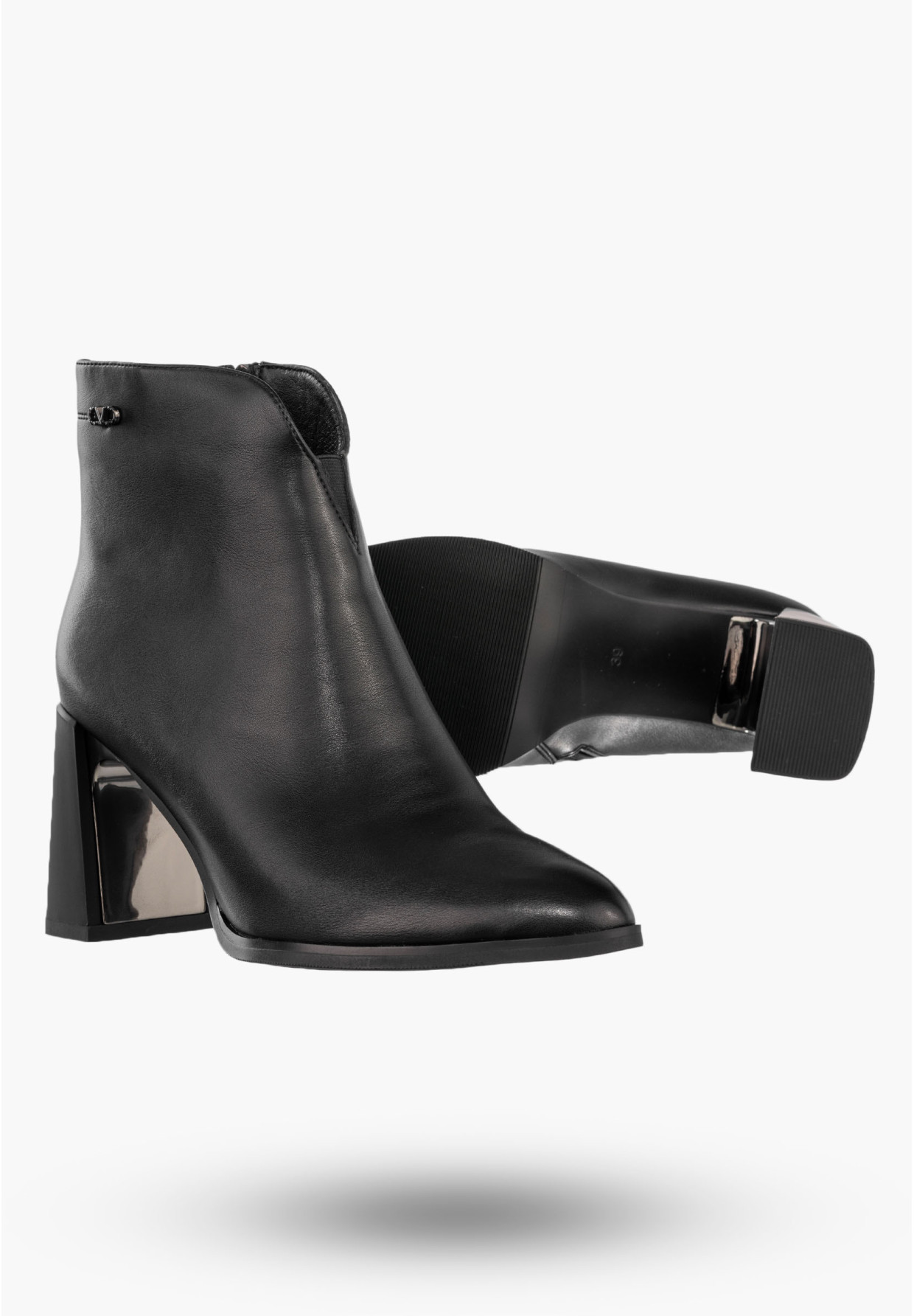 Botki Damskie Ekoskóra Buty Ocieplane Na Obcasie Zimowe Wygodne Czarne Filippo DBT4877/23BK