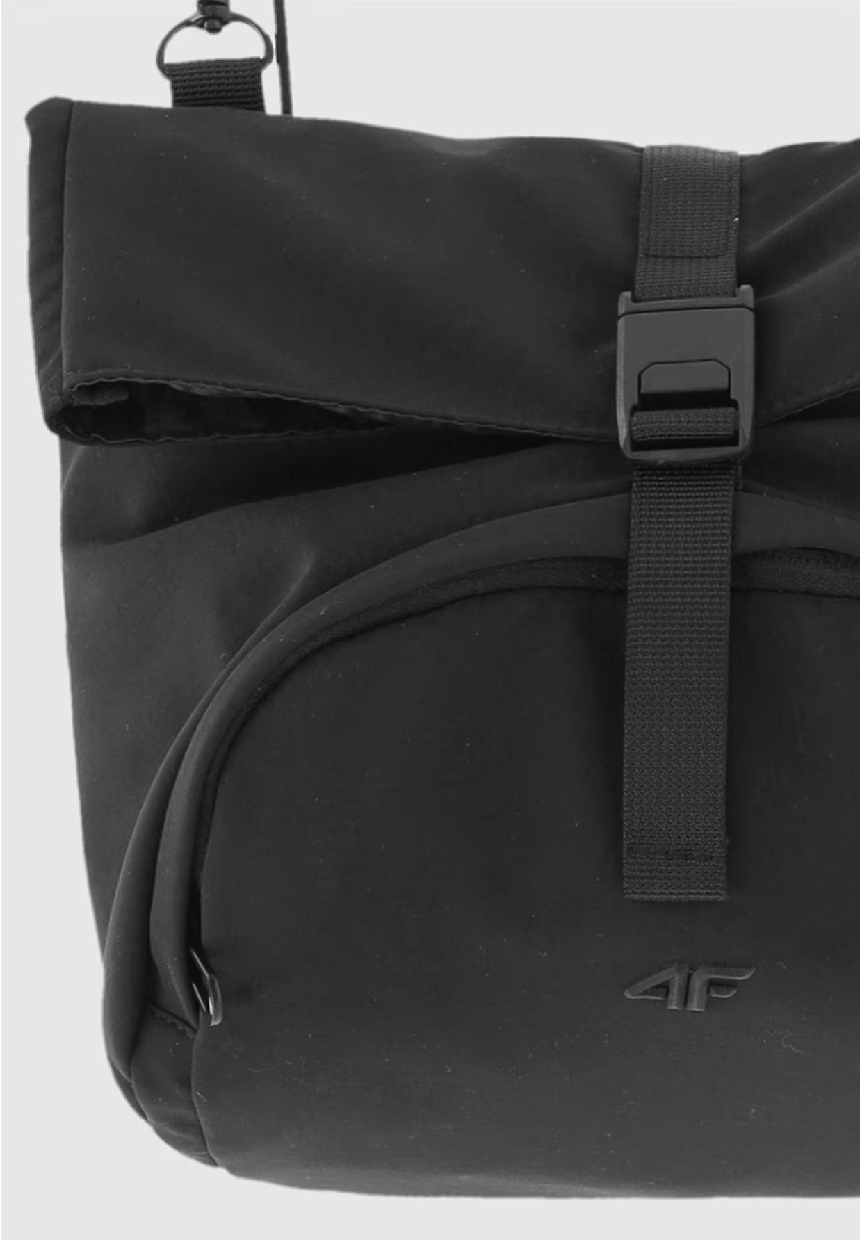 Saszetka Crossbody 4F Torba na ramię Czarna 4FWSS25APOUU073